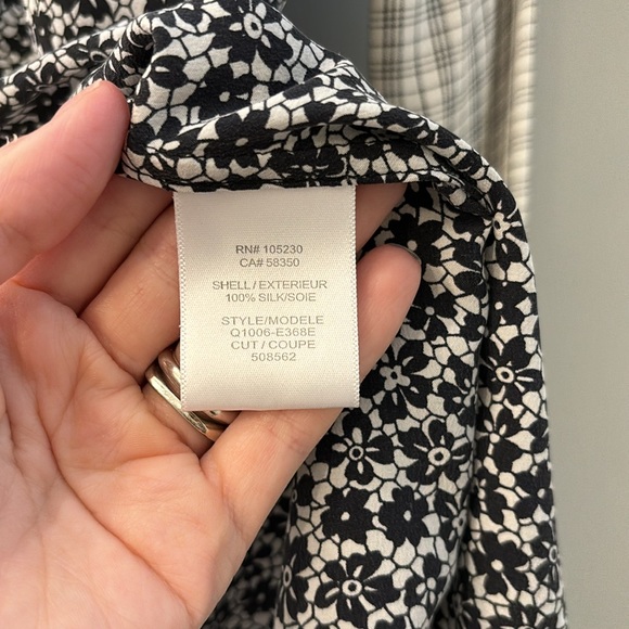 Equipment Femme Contrast Floral Print Lynn Silk Blouse Sz XS - Picture 5 of 8